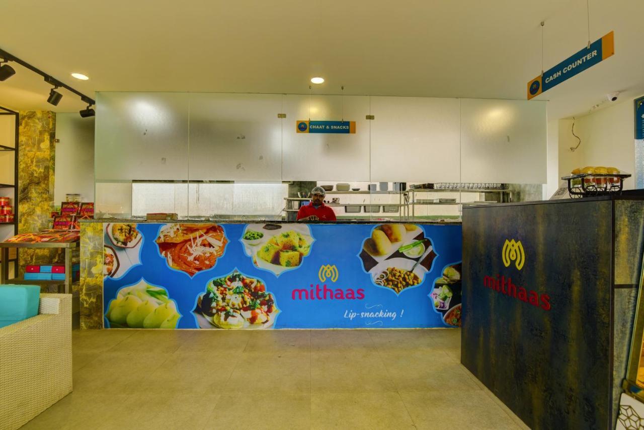 Country Inn Hotels & Resorts วรินดาวัน ภายนอก รูปภาพ